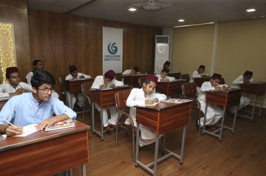 Kursus Bahasa Turki Berkembang Pesat di Uganda, Pakistan